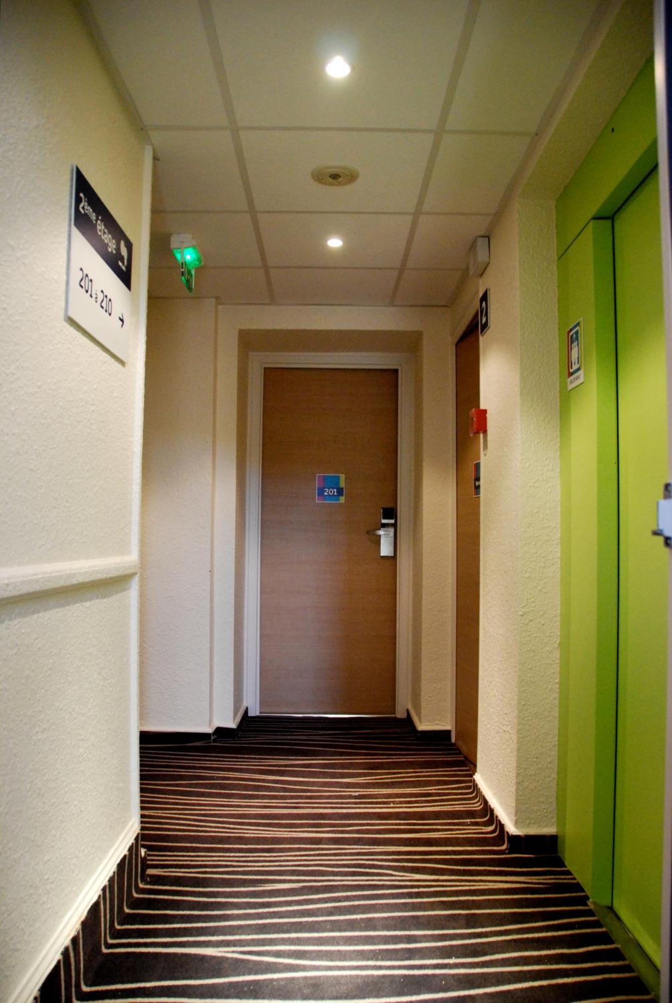 โรงแรมไอบิส สไตล์ โรวัน ซองทร์ การ์ โรอาน ภายนอก รูปภาพ